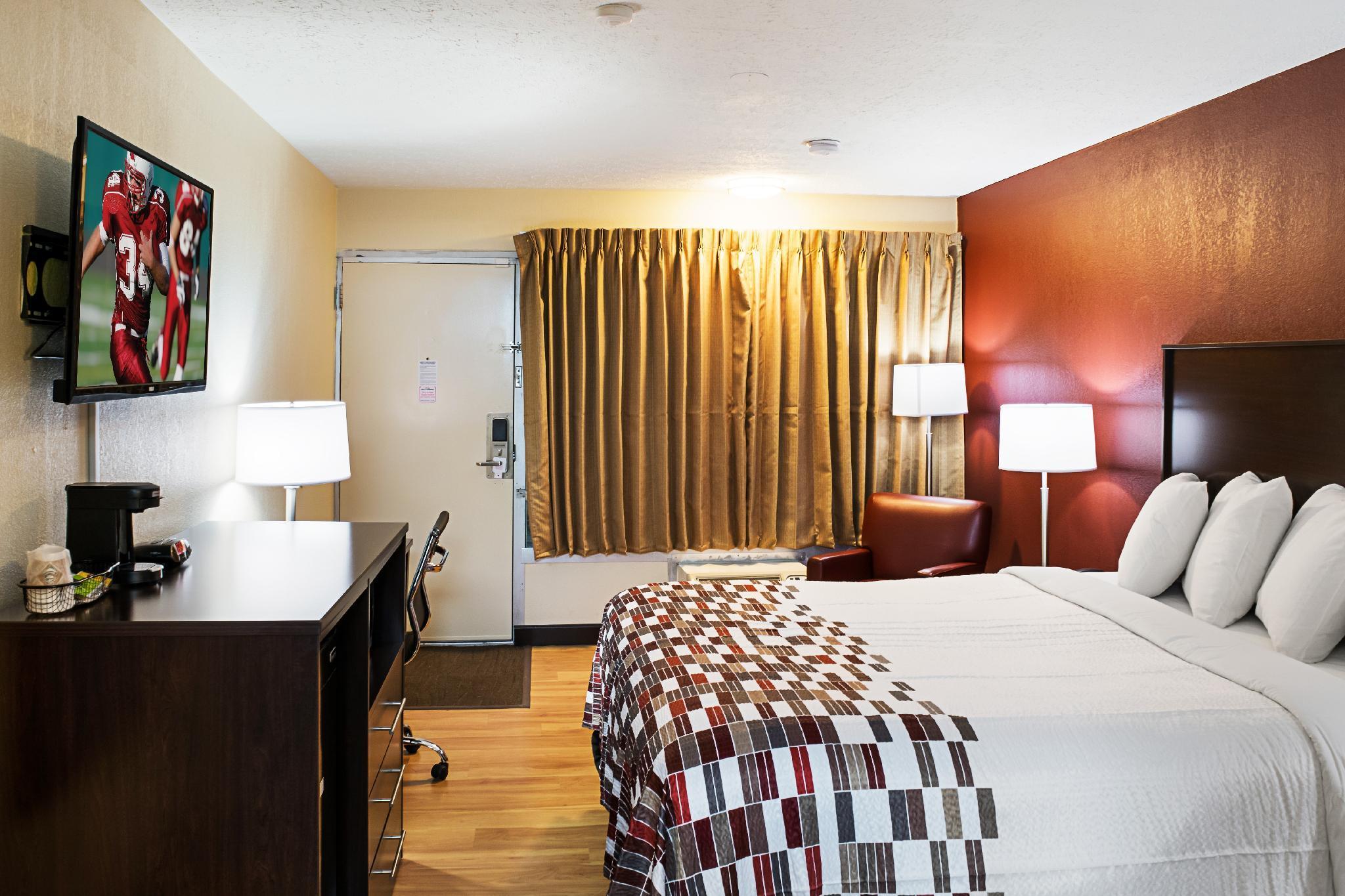 Red Roof Inn Indianapolis East Exterior foto