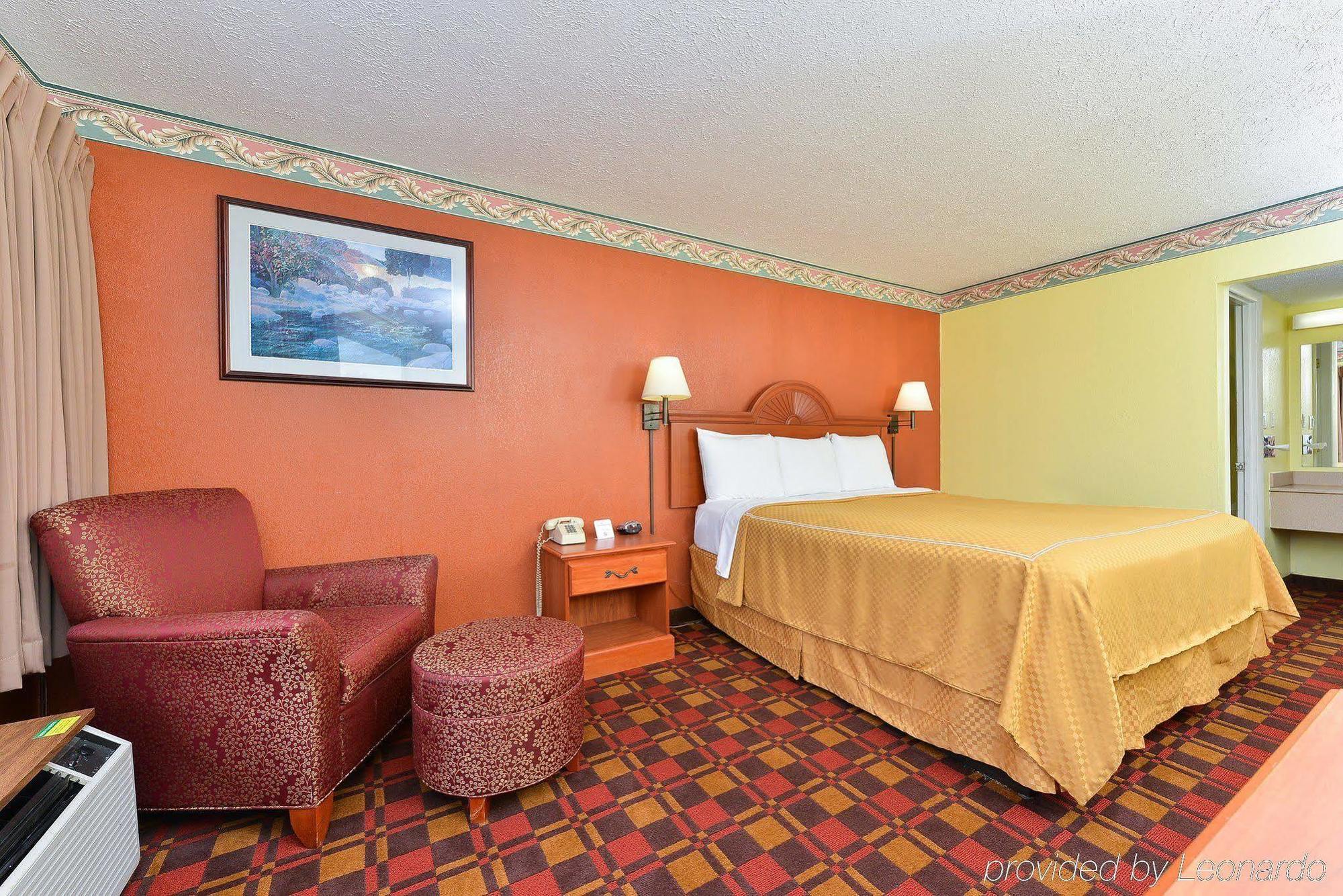 Red Roof Inn Indianapolis East Habitación foto